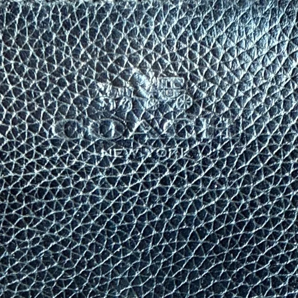 Coach Black Leather Wristlet double zipper black - Picture 4 of 12